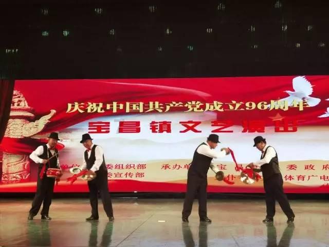 和女朋友一起玩游戏是种什么样的体验？游戏画面